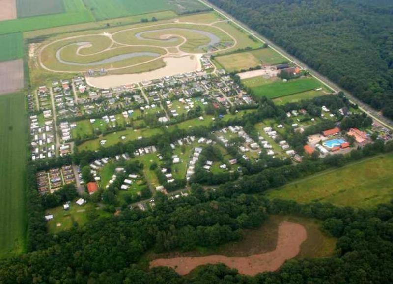 Stacaravan Huren In Het Hart Van Bosrijk Drenthe Op Recreatiepark De Tien Heugten Schoonloo Extérieur photo